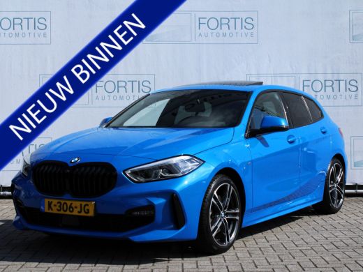BMW 1-serie 118i Executive Edition NL AUTO | CAMERA | PANO | CARPLAY | BMW 1-serie 118i Executive Edition NL AUTO | CAMERA | PANO | CARPLAY |
