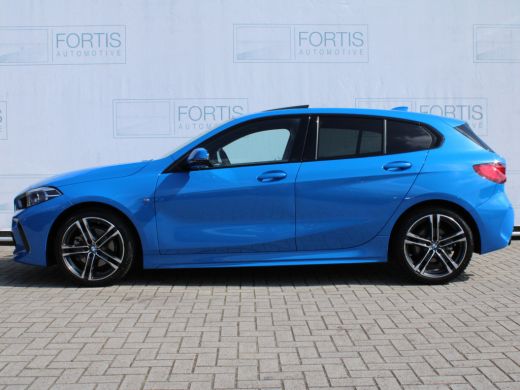 BMW 1-serie 118i Executive Edition NL AUTO | CAMERA | PANO | CARPLAY | ActivLease financial lease