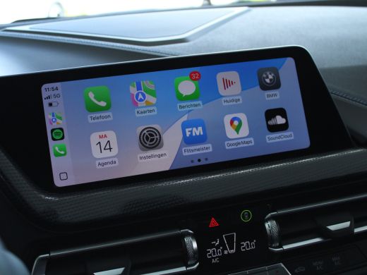 BMW 1-serie 118i Executive Edition NL AUTO | CAMERA | PANO | CARPLAY | ActivLease financial lease
