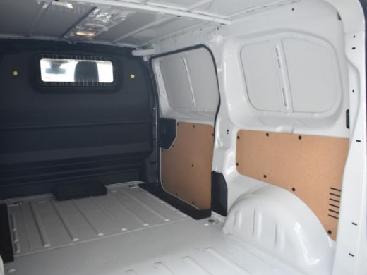 Citroën Jumpy 2.0 145 pk BlueHDI L2 | Afneembare trekhaak (zwanenhals) | City NAV pakket | City-pakket ActivLease financial lease