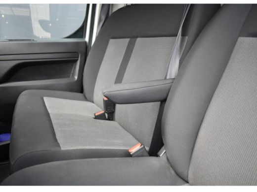 Citroën Jumpy 2.0 145 pk BlueHDI L2 | Afneembare trekhaak (zwanenhals) | City NAV pakket | City-pakket ActivLease financial lease