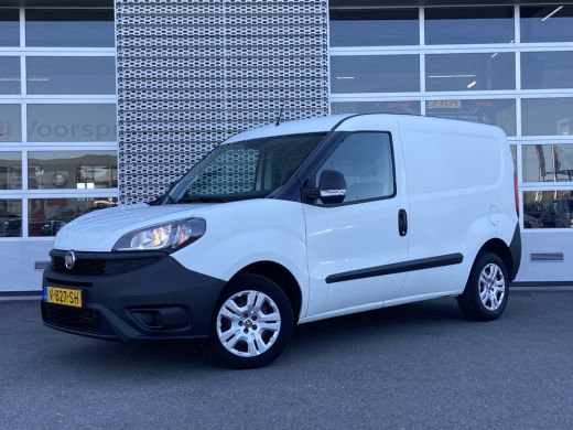 Fiat Dobló Cargo 1.6 MJ | Navigatie | Multistuur | Cruise Control | 3 persoons | 105 pk Fiat Dobló Cargo 1.6 MJ | Navigatie | Multistuur | Cruise Control | 3 persoons | 105 pk