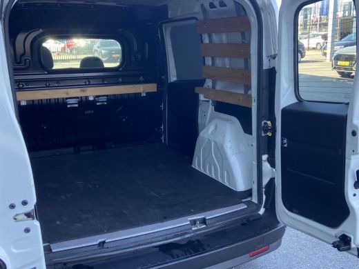 Fiat Dobló Cargo 1.6 MJ | Navigatie | Multistuur | Cruise Control | 3 persoons | 105 pk ActivLease financial lease
