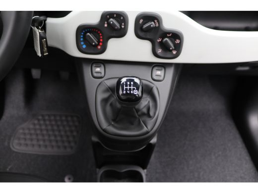 Fiat Panda € 2000 Voorraad Voordeel | 1.0 Hybrid Pandina | Airco | Apple Carplay/Android Auto|telefoonintegr... ActivLease financial lease