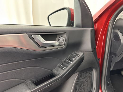 Ford Kuga 2.5 PHEV Titanium (INCL-BTW) *DIGI-COCKPIT | ADAPTIVE-CRUISE | BLINDSPOT | PARK-PILOT | CAMERA | ... ActivLease financial lease