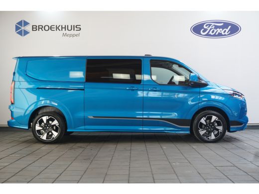 Ford Transit Custom 320 2.5 PHEV L2H1 Sport Dubbele Cabine | Incl. BPM | Dubbele Schuifdeur | Trekhaak | 19 Inch | Ad... ActivLease financial lease