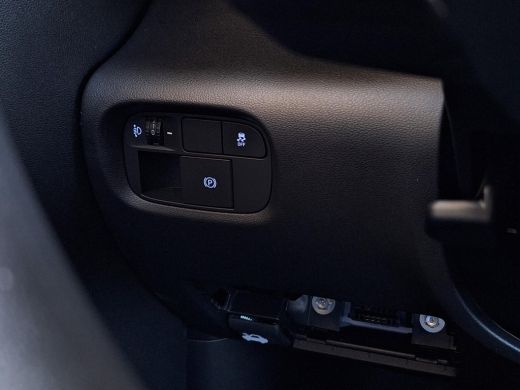 Hyundai Inster E-Motion 49 kWh | Achteruitrijcamera | Apple Carplay/Android Auto | Climate control | Keyless Sta... ActivLease financial lease