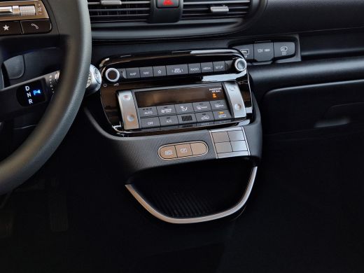 Hyundai Inster E-Motion 49 kWh | Achteruitrijcamera | Apple Carplay/Android Auto | Climate control | Keyless Sta... ActivLease financial lease