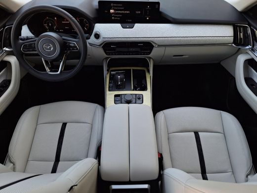 Mazda CX-60 2.5 e-SkyActiv PHEV Takumi Plus Draadloze Apple Carplay Android Auto | Panoramisch schuif kanteld... ActivLease financial lease