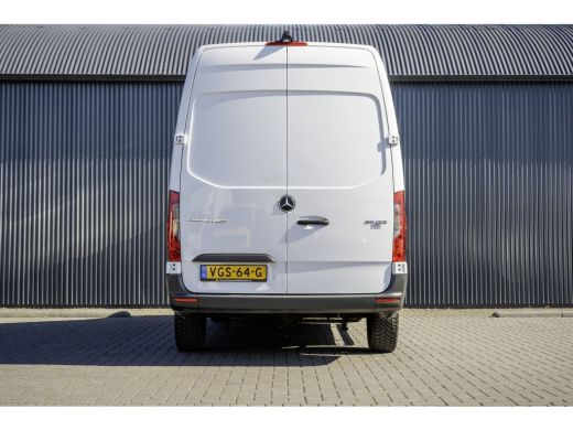 Mercedes Sprinter 311 CDI L2H2 | Inrichting | Mbux | Camera | CarPlay | Climate | | Omvormer | Oprijplaat | Euro 6 ActivLease financial lease