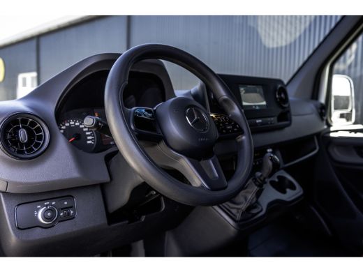Mercedes Sprinter 311 CDI L2H2 | Inrichting | Mbux | Camera | CarPlay | Climate | | Omvormer | Oprijplaat | Euro 6 ActivLease financial lease