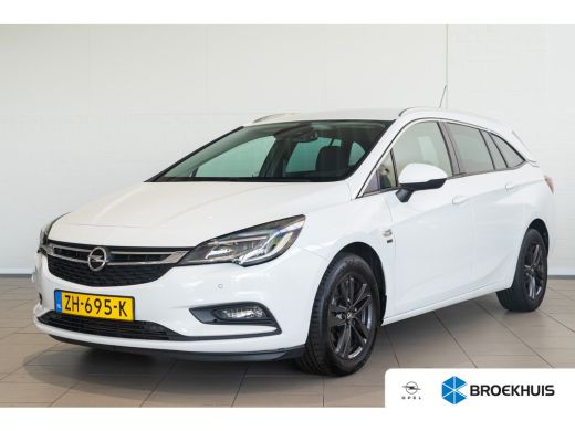 Opel Astra Sports Tourer 1.0 Turbo 120 Jaar Edition | Navigatie | Parkeersensoren | Climate Controle | Apple... Opel Astra Sports Tourer 1.0 Turbo 120 Jaar Edition | Navigatie | Parkeersensoren | Climate Controle | Apple...