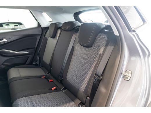 Opel Grandland X Opel 1.2 Turbo Edition | Navigatie | Parkeersensoren | Apple Carplay & Android Auto | 17 inch Lic... ActivLease financial lease