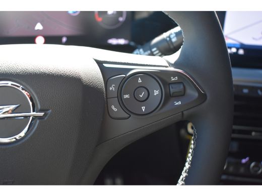 Opel Mokka Electric Long Range Ultimate 54 kWh 156pk | Navigatie | Alcantara | Stoel/Stuurverwarming | Achteruitrijca... ActivLease financial lease