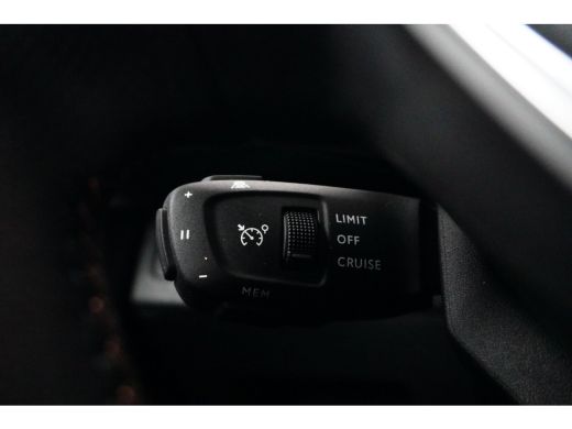 Peugeot 3008 1.6 HYbrid 225 GT Pack Business | Achteruitrijcamera | Armsteun achter | Cruise control adaptief ... ActivLease financial lease