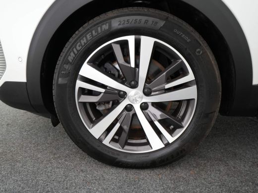 Peugeot 3008 1.6 HYbrid 225PK AUTOMAAT ALLURE | Achteruitrijcamera | Airco (automatisch) | Apple Carplay/Andro... ActivLease financial lease