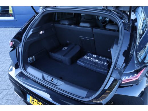 Peugeot 308 Peugeot 1.6 HYbrid 180 GT Pack Business | Adaptieve Cruise | Pano | Focal Audio | Alcantara | 360... ActivLease financial lease