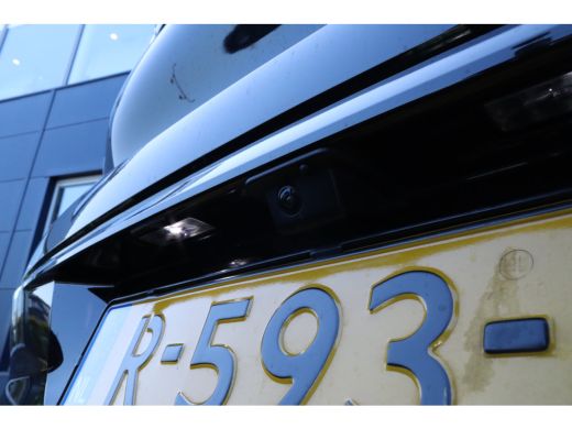 Peugeot 308 Peugeot 1.6 HYbrid 180 GT Pack Business | Adaptieve Cruise | Pano | Focal Audio | Alcantara | 360... ActivLease financial lease