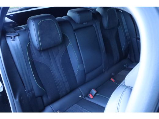 Peugeot 308 Peugeot 1.6 HYbrid 180 GT Pack Business | Adaptieve Cruise | Pano | Focal Audio | Alcantara | 360... ActivLease financial lease