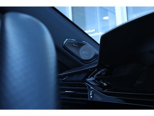 Peugeot 308 Peugeot 1.6 HYbrid 180 GT Pack Business | Adaptieve Cruise | Pano | Focal Audio | Alcantara | 360... ActivLease financial lease