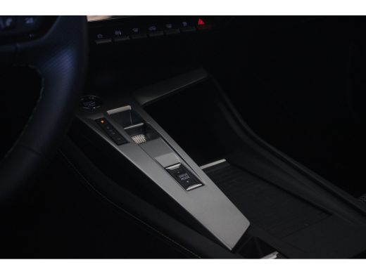 Peugeot 308 SW 1.2 Hybrid 136 e-DCS6 GT | CAMERA V+A | NAVI | ELEKTRISCHE ACHTERKLEP | STUURVERWARMING | ADAP... ActivLease financial lease