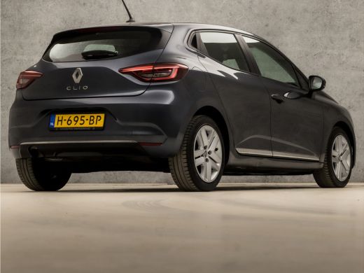 Renault Clio 1.0 TCe Sport (APPLE CARPLAY, GROOT NAVI, LM VELGEN, SPORTSTOELEN, PARKEERSENSOREN, LED KOPLAMPEN... ActivLease financial lease