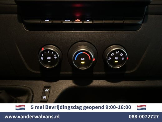Renault Master 2.3 dCi 136pk L2H2 Euro6 Airco | Camera | Navigatie | Cruisecontrol | 2500kg Trekhaak Parkeersens... ActivLease financial lease