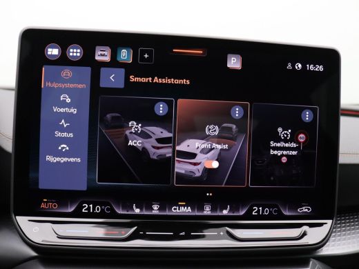 Seat Formentor 1.5 TSI e-Hybrid VZ Performance 272PK DSG matrix led, trekhaak, schuif-kanteldak, vollederen bekl... ActivLease financial lease