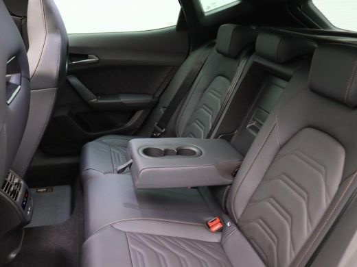 Seat Formentor 1.5 TSI e-Hybrid VZ Performance 272PK DSG matrix led, trekhaak, schuif-kanteldak, vollederen bekl... ActivLease financial lease
