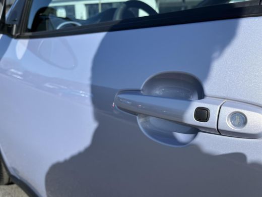 Toyota Aygo X 1.0 VVT-i MT JBL ActivLease financial lease