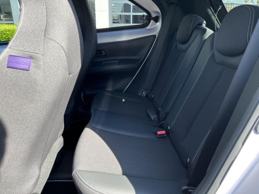 Toyota Aygo X 1.0 VVT-i MT JBL ActivLease financial lease