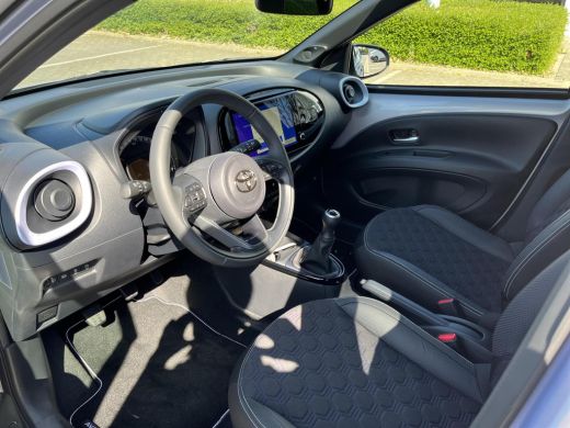 Toyota Aygo X 1.0 VVT-i MT JBL ActivLease financial lease