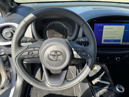 Toyota Aygo X 1.0 VVT-i MT JBL ActivLease financial lease