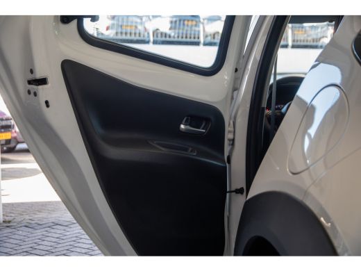 Toyota Aygo X Toyota 1.0 VVT-i MT Play | Airco ActivLease financial lease