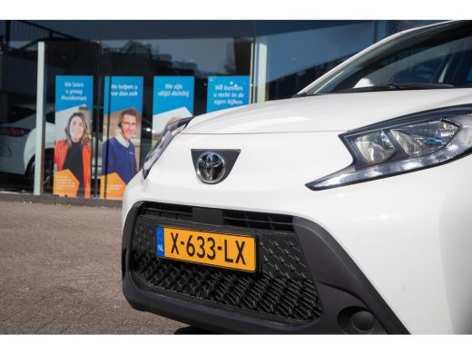 Toyota Aygo X Toyota 1.0 VVT-i MT Play | Airco ActivLease financial lease