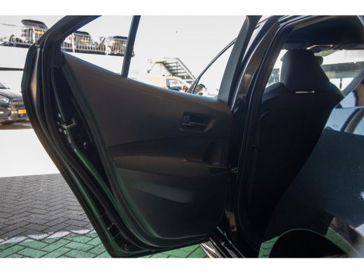 Toyota Corolla Toyota Hybrid 140 Comfort | Achterruitverwarming | Airco (automatisch) ActivLease financial lease