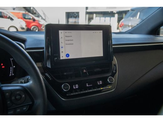 Toyota Corolla Toyota Hybrid 140 Comfort | Achterruitverwarming | Airco (automatisch) ActivLease financial lease