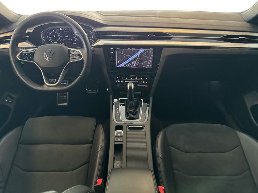 Volkswagen Arteon Shooting Brake 1.4 TSI 218pk eHybrid R-Line Business+ / Panoramadak / Stoelverwarming ActivLease financial lease