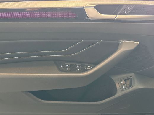 Volkswagen Arteon Shooting Brake 1.4 TSI 218pk eHybrid R-Line Business+ / Panoramadak / Stoelverwarming ActivLease financial lease