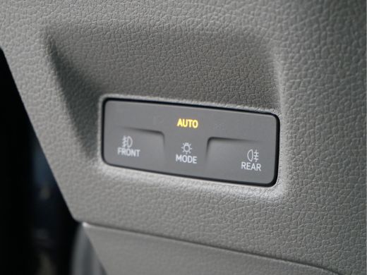 Volkswagen Crafter L3H3 Exclusive | Trekhaak | Navi | Clima | Park assistent | Trekhaak | Navi | Clima | Park assist... ActivLease financial lease