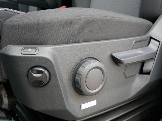 Volkswagen Crafter L3H3 Highline | Park assistent | Clima | Cruise | Navi by app | Park assistent | Clima | Cruise |... ActivLease financial lease