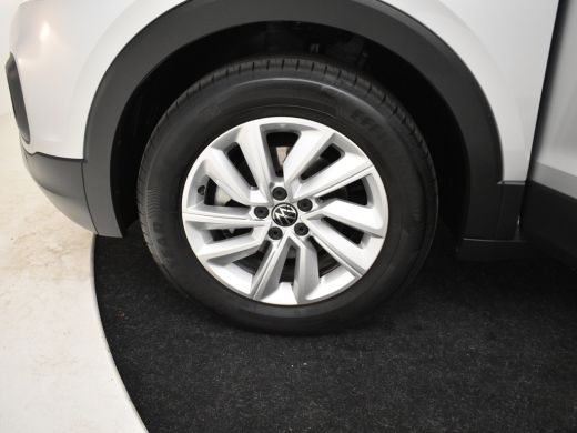 Volkswagen T-Cross 1.0 TSI Life 96pk | Adaptief cruise control | Navigatie via app | Parkeersensoren v+a | App conne... ActivLease financial lease
