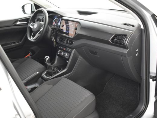 Volkswagen T-Cross 1.0 TSI Life 96pk | Adaptief cruise control | Navigatie via app | Parkeersensoren v+a | App conne... ActivLease financial lease