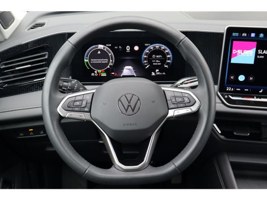 Volkswagen Tiguan 1.5 eHybrid 204PK Life Edition | Trekhaak | Elektrische Achterklep | Harman Kardon | ActivLease financial lease