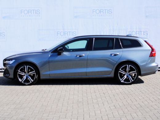 Volvo  V60 2.0 B3 Business Pro 1E  EIG | LEDER | STUURWIEL VERW | STOELVERW | CARPLAY | CAMERA | TREKHAAK | ActivLease financial lease
