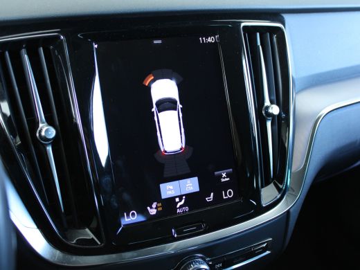 Volvo  V60 2.0 B3 Business Pro 1E  EIG | LEDER | STUURWIEL VERW | STOELVERW | CARPLAY | CAMERA | TREKHAAK | ActivLease financial lease