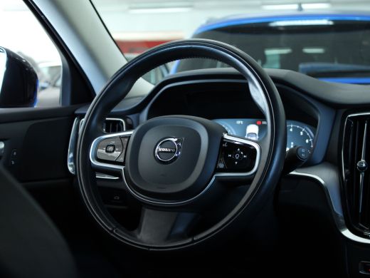 Volvo  V60 2.0 B3 Business Pro 1E  EIG | LEDER | STUURWIEL VERW | STOELVERW | CARPLAY | CAMERA | TREKHAAK | ActivLease financial lease