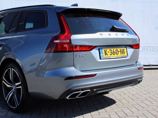 Volvo  V60 2.0 B3 Business Pro 1E  EIG | LEDER | STUURWIEL VERW | STOELVERW | CARPLAY | CAMERA | TREKHAAK | ActivLease financial lease
