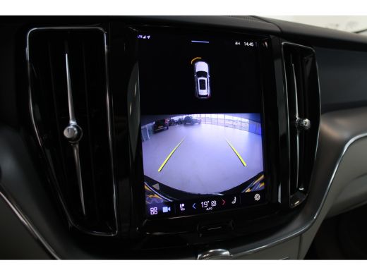 Volvo  XC60 B5 250PK Momentum Business | 18'' | Getint Glas | Memory Seats | Stoel&Stuur Verw. | Park Assist | ActivLease financial lease