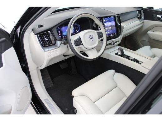 Volvo  XC60 B5 250PK Momentum Business | 18'' | Getint Glas | Memory Seats | Stoel&Stuur Verw. | Park Assist | ActivLease financial lease